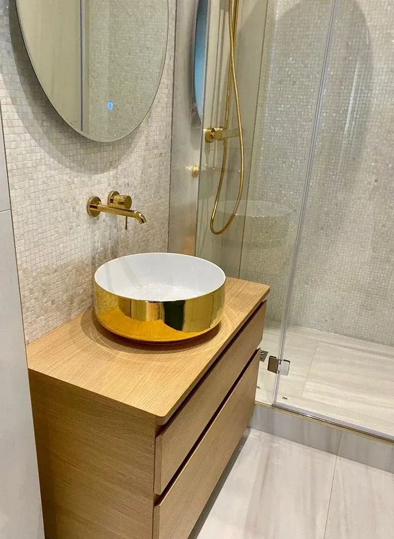 Appartement Issy rénové — cuisine bar ouverte, parquet